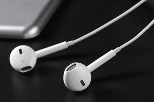 Как пользоваться наушниками EarPods