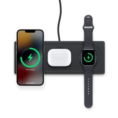 Бездротова зарядка Belkin BOOST CHARGE PRO 3-in-1 Wireless Charging Pad with MagSafe (HPU72)