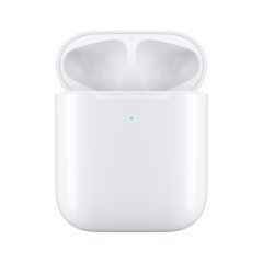Зарядный кейс Apple Wireless Charging Case for AirPods (2nd and 1st generation) (MR8U2)