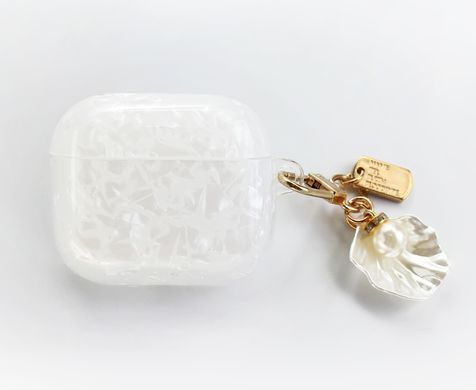 Чохол силіконовий з брелоком для AirPods 3 Перлинний