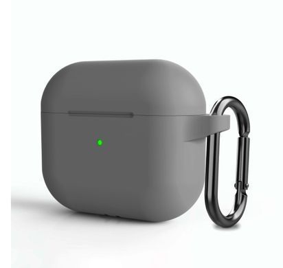 Светло-серый силиконовый чехол с карабином для AirPods 3