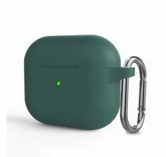 Зеленый силиконовый чехол с карабином для AirPods 3