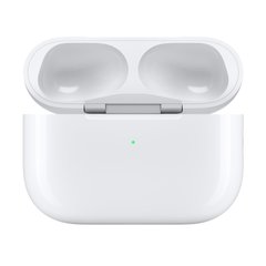 Зарядный кейс Apple MagSafe Charging Case (USB-C) for AirPods Pro 2 (MUYG3)