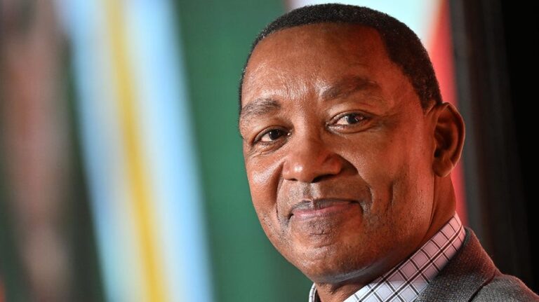 NBA Legend Isiah Thomas Shares His Battle with Bell’s Palsy and Expresses Gratitude for Support