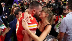 Travis Kelce’s Playful Resistance to Taylor Swift’s Favorite Christmas Movie