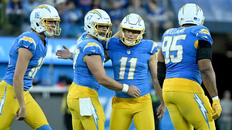 Chargers Make History with Rare Fair Catch Kick in Thrilling NFL Matchup