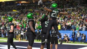 Oregon Secures Big Ten Championship with Thrilling Victory Over Penn State