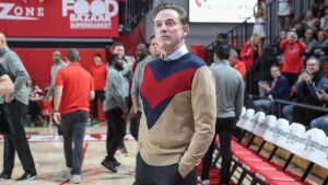 St. John’s Coach Rick Pitino Honors Late Legend Lou Carnesecca with Vintage Tribute