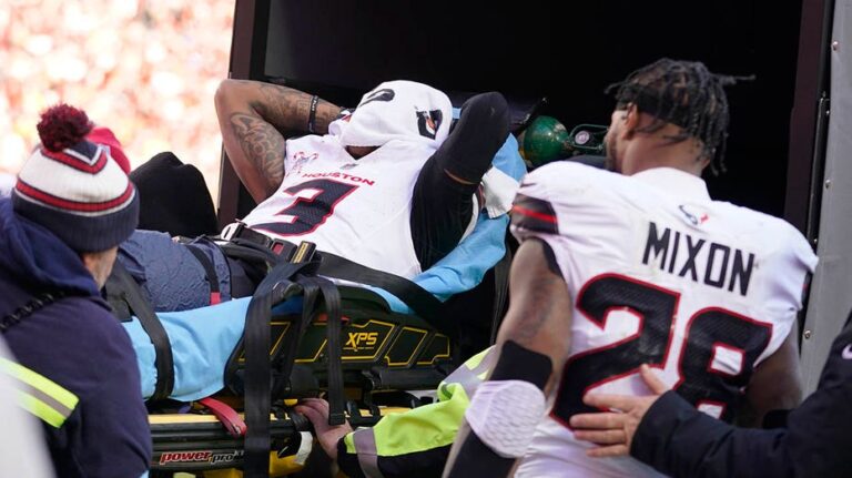 Texans Coach Provides Insights on Tank Dell’s Season-Ending Injury