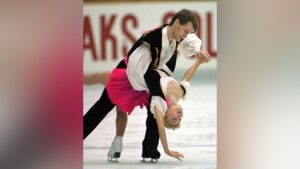 Olympic Gold Medalist Scott Hamilton Remembers Fallen Skaters in Heartfelt Tribute